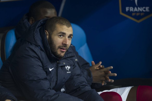 Le 20h people : Karim Benzema ne jouera pas l’Euro 2016, Benjamin Biolay tacle à tout-va