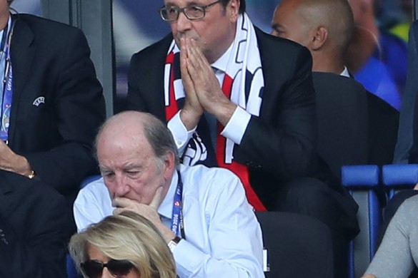 Euro 2016 : François Hollande, Michaël Youn… Unis pour soutenir la France (photos)