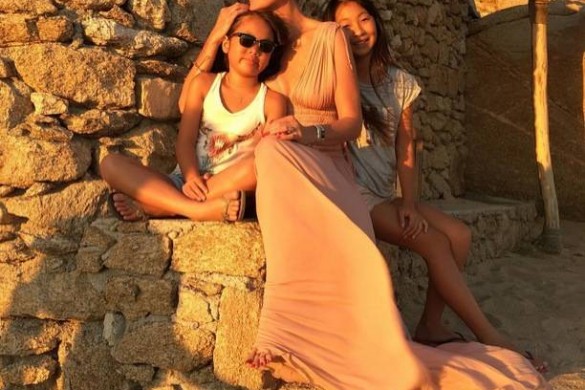 Matthieu Delormeau, Laury Thilleman, Adriana Lima… Cet été, ils ont tous choisi la Grèce ! (photos)