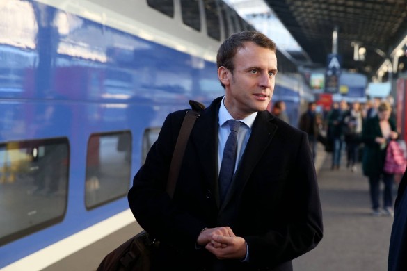 Emmanuel Macron, « c’est Ségolène Royal sans talent » : un proche de François Hollande se lâche !