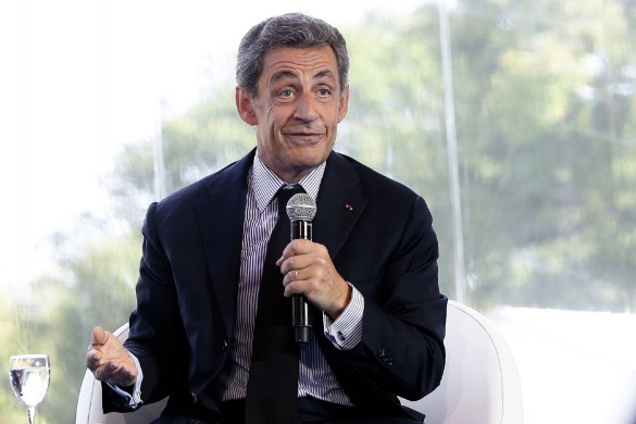 Sarkozy se moque de l’âge d’Alain Juppé  et de « l’étonnant énervement » de François Fillon !
