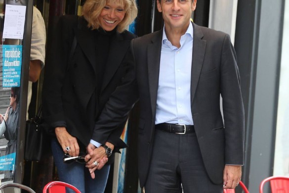 Le 20h people : Emmanuel Macron prend du bon temps, Jean-Luc Melenchon au régime