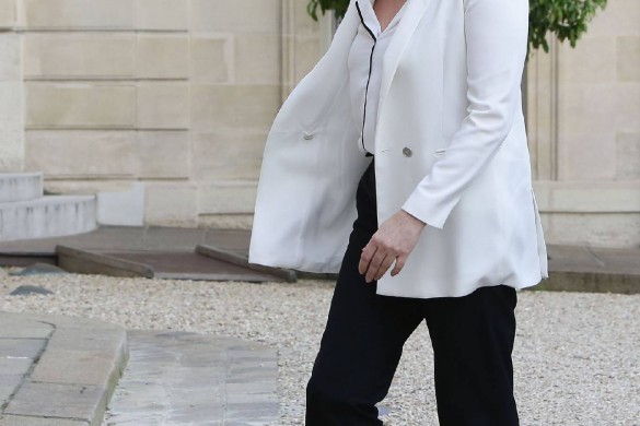 Le 20h people : Emmanuel Macron prend du bon temps, Jean-Luc Melenchon au régime