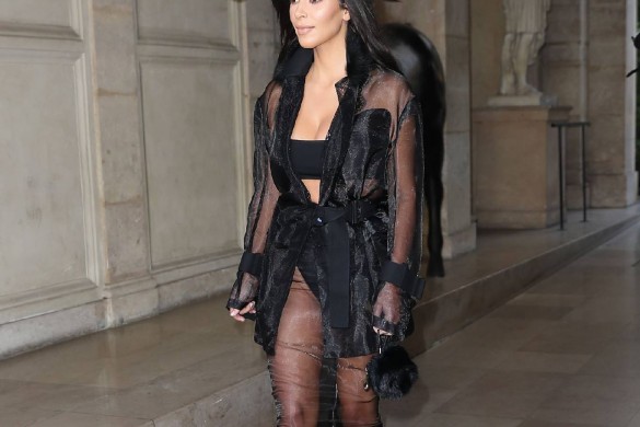 Kim Kardashian dit tout sur sa bague à 4 millions de dollars