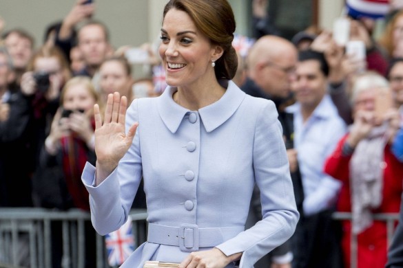 Kate Middleton ne joue pas les princesses ! La femme du prince William voyage en classe éco
