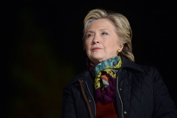 Hillary Clinton : le FBI enquête de nouveaux sur ses emails