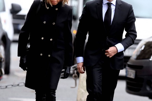 Emmanuel Macron et Brigitte unis : ils disent au revoir à leur témoin de mariage