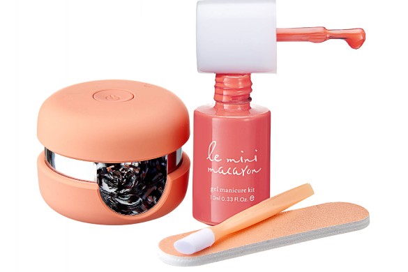Gommage à la rose, shaker pour les lèvres, palette parfumée… 10 nouveautés beauté craquantes au banc d’essai !
