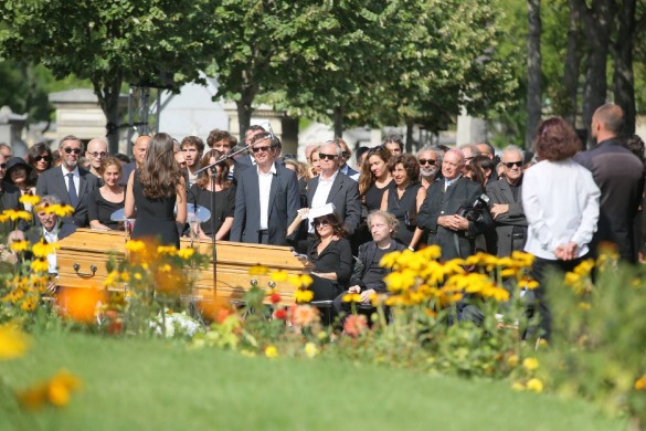 Obsèques de Sonia Rykiel : Lionel Jospin, Anne Hidalgo, Castelbajac… lui rendent un dernier hommage (photos)