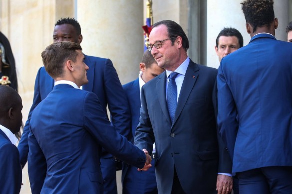 Antoine Griezmann « espère » que Karim Benzema « reviendra » chez les Bleus