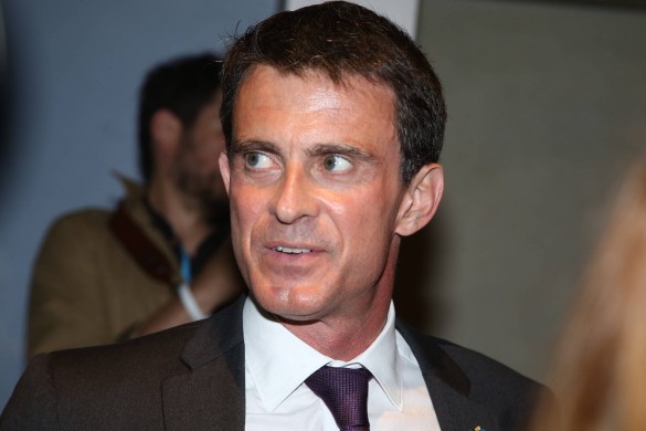 Emmanuel Macron taclé par un proche de Manuel Valls : « Il est en marche pour payer ses impôts ! »