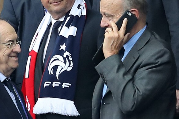 Euro 2016 : François Hollande, Nicolas Sarkozy, Manuel Valls… eux aussi ont encouragé les Bleus (Photos)
