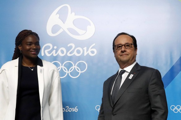 Selon François Hollande, les nageurs français « se la jouent trop pour obtenir des médailles d’or » aux J.O. !