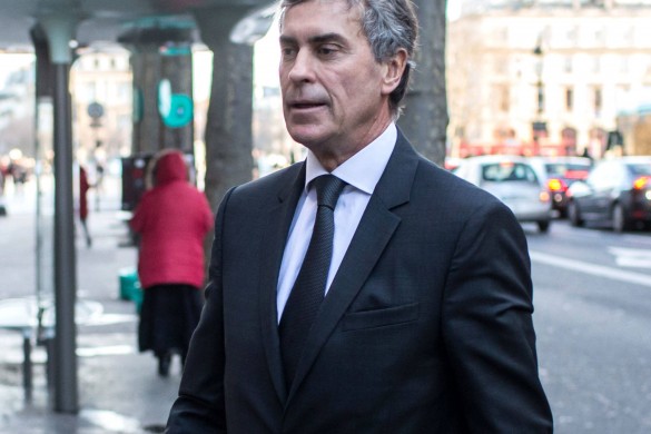 L’ancien ministre Jérôme Cahuzac accuse son ex-femme Patricia Ménard de l’avoir poussé à la fraude !