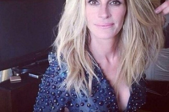 Julia Roberts, toujours aussi sexy, affiche ses jambes interminables ! (Photo)