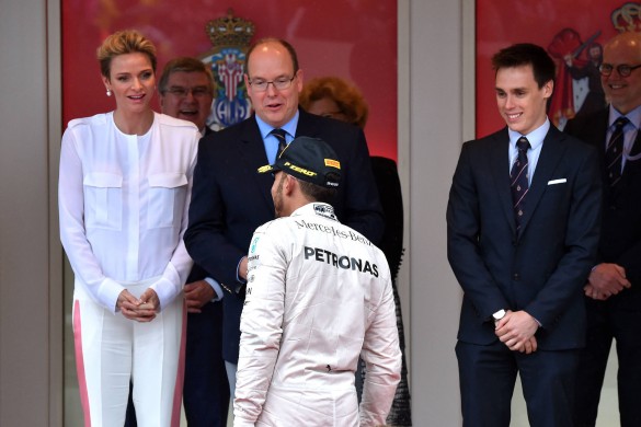La princesse Charlène de Monaco fait une apparition originale au Grand Prix de Formule 1