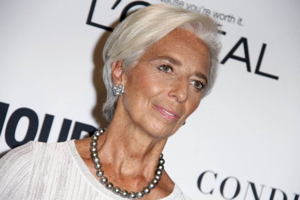 Christine Lagarde très élégante en longue robe de soirée (photos)