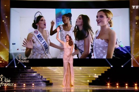 Miss France 2017 : Iris Mittenaere a failli signer la deuxième chute de la soirée !