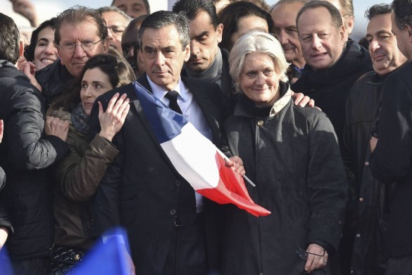 Marie Fillon, soutien indéfectible de son père François Fillon (photos)