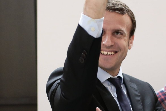 Coluche ou Brutus ? Emmanuel Macron ironise sur les rumeurs de candidature à la présidentielle