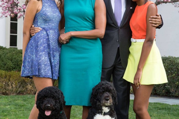 Michelle et Barack Obama célèbrent leur 24 ans de mariage sur Instagram avec 600.000 likes (photos)