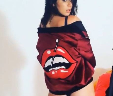 Kendall Jenner pose encore en sous-vêtements sur Instagram ! (Photo)