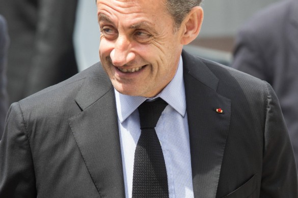 Il est devin maintenant ? La déclaration WTF de Nicolas Sarkozy qui sent que « les plaques tectoniques » bougent pour 2017 !