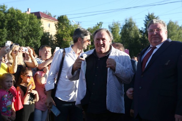 Gérard Depardieu : un centre culturel porte désormais son nom en Russie