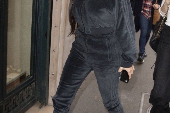 Kim Kardashian agressée à main armée dans un hôtel parisien