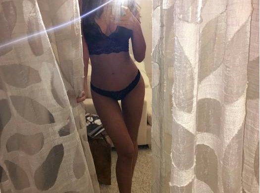 Irina Shayk dévoile son corps de rêve en lingerie sexy (photos)