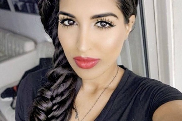Qui est la blogueuse beauté Farah Dhukai ?