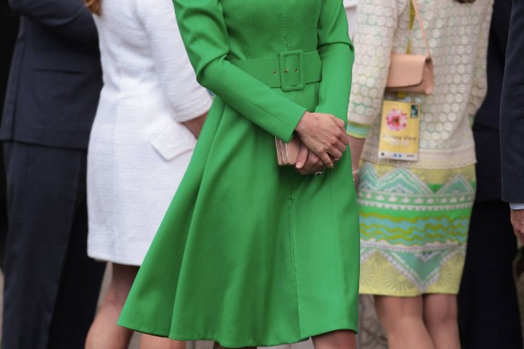 Kate Middleton flashy : la duchesse ose une robe vert prairie