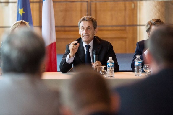 Nicolas Sarkozy dénonce une « agitation nauséabonde » autour de Jacques Chirac