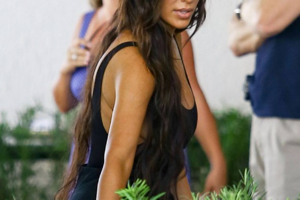 Toujours traumatisée, Kim Kardashian annule un gala en l’honneur de son père 