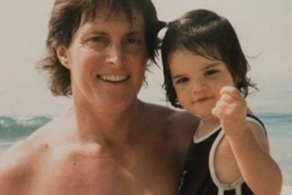 Kendall Jenner fête ses 21 ans : retour sur son incroyable évolution (photos)