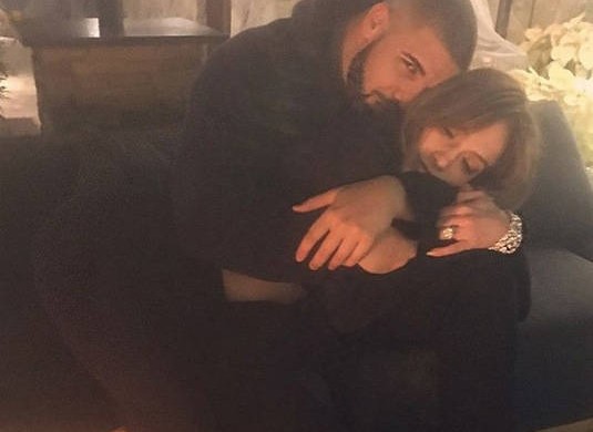 Jennifer Lopez en couple avec Drake : retour sur les hommes de sa vie (photos)
