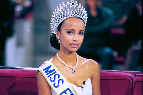 Sonia Rolland : 17 ans après Miss France, elle n’a pas changé (photos)