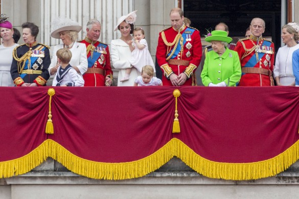 Quand la reine Elizabeth II réprimande sévèrement le prince William en pleine cérémonie