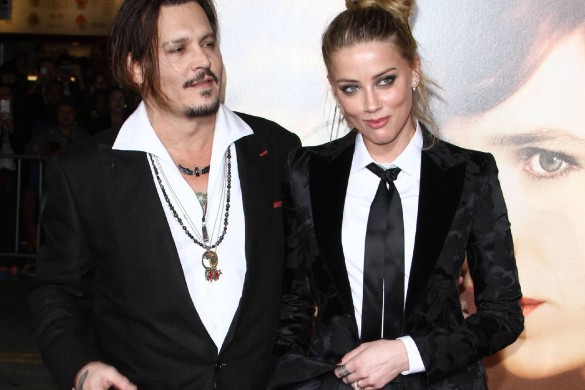 Amber Heard furieuse : Johnny Depp a versé l’argent du divorce à des associations… à sa place !