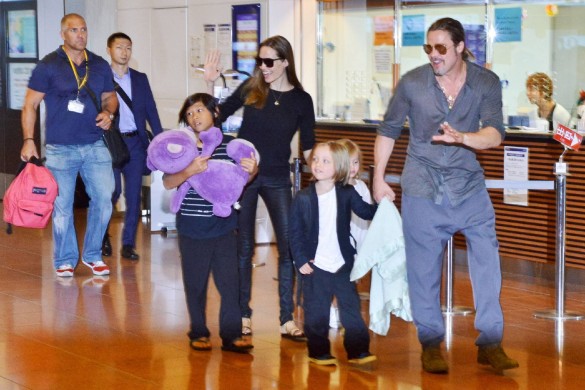Angelina Jolie va-t-elle déménager à Londres pour s’éloigner de Brad Pitt ? 
