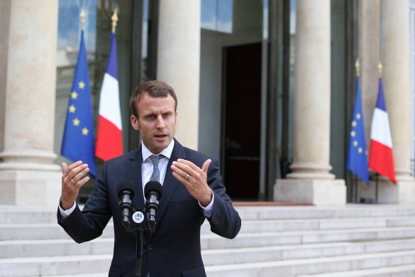 Emmanuel Macron se voit déjà président : les 10 photos qui le prouvent !