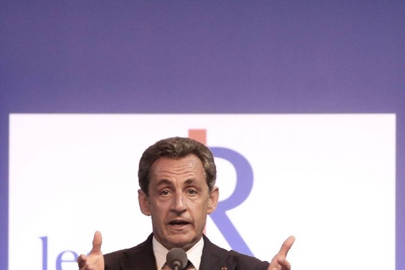 Quand Nicolas Sarkozy « harcèle » son éditrice pour connaître les ventes de son livre