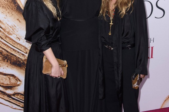 Photos Les soeurs Olsen, Olivia Wilde et son baby bump : zoom sur les stars au CFDA Fashion Awards