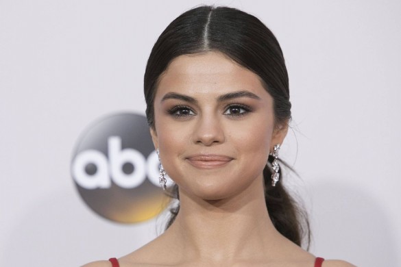 Selena Gomez signe un contrat de 10 millions de dollars et devient styliste