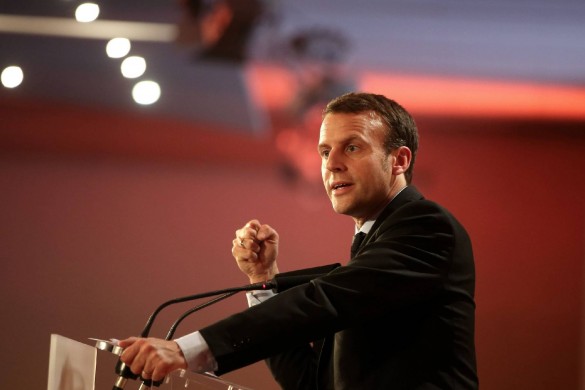 « Emmanuel Macron n’en a pas » : la vacherie de Jacques Séguéla