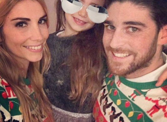 Miley Cyrus, Alexandra Rosenfeld… les stars fières de leur pull de Noël